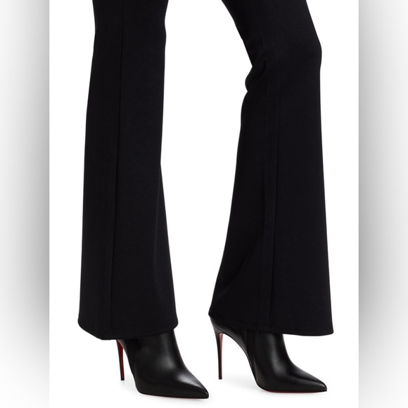 NWT Exclusive 🆑 Design Authentic Good American Sweatshirt So Chic And Unique - Picture 7 of 13